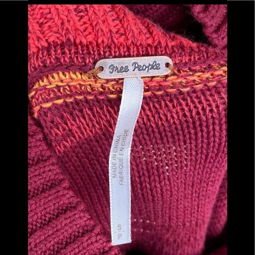Free People Close to Me Pullover sz small